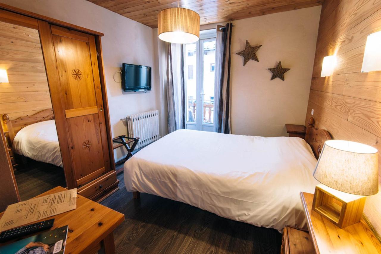 Chalet De Lanza Abries Luaran gambar
